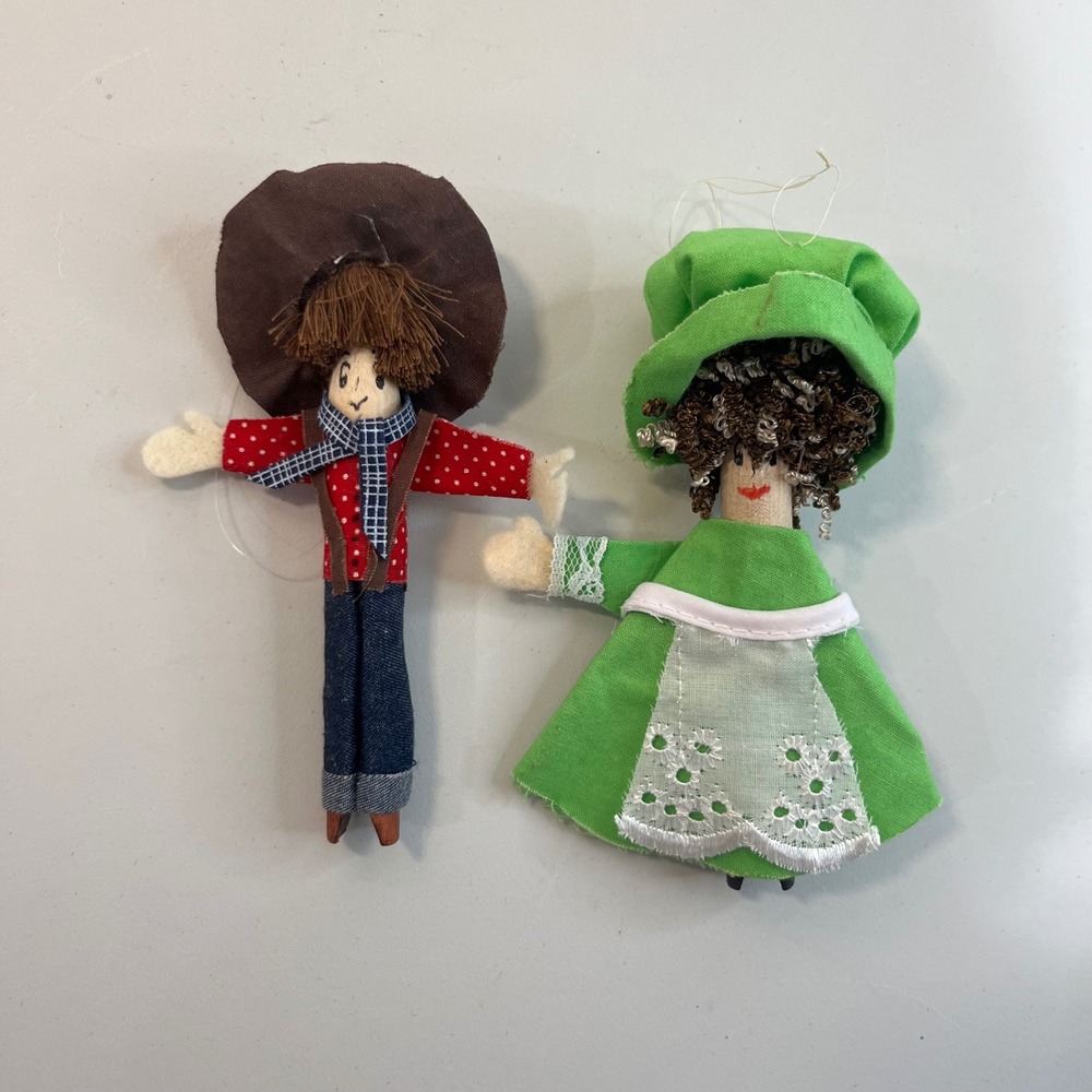 Vtg Handmade Fabric Dolls Cowboy Country‎ Folk Art Ornaments Set of 2 Prairie